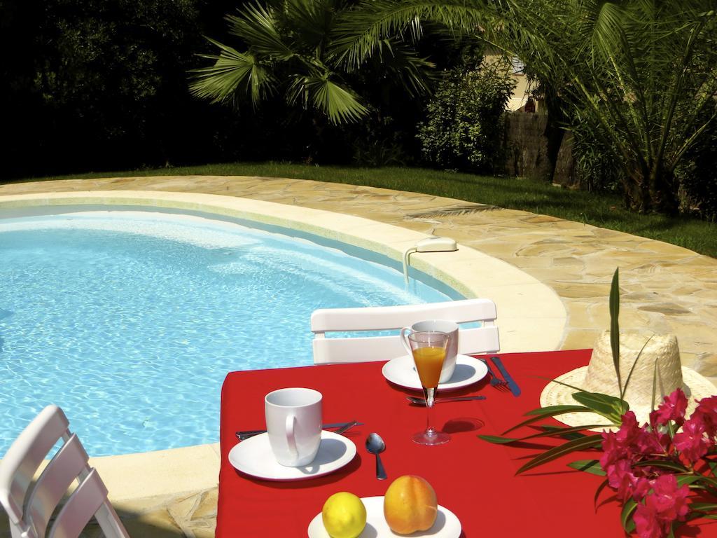 Appartement Dans Villa St Raphael Saint-Raphaël Habitación foto