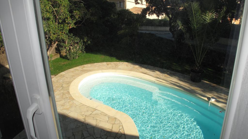 Appartement Dans Villa St Raphael Saint-Raphaël Habitación foto